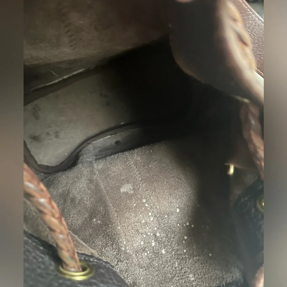 Dooney & Bourke Brown Bag Gold Hardware - Picture 13 of 15